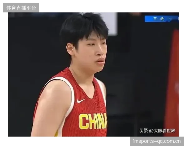 陈明伶抢板补篮连得4分，内线活力拉满
